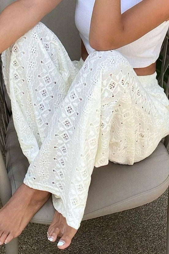 Beautifully Finished Pants in a Timeless Design