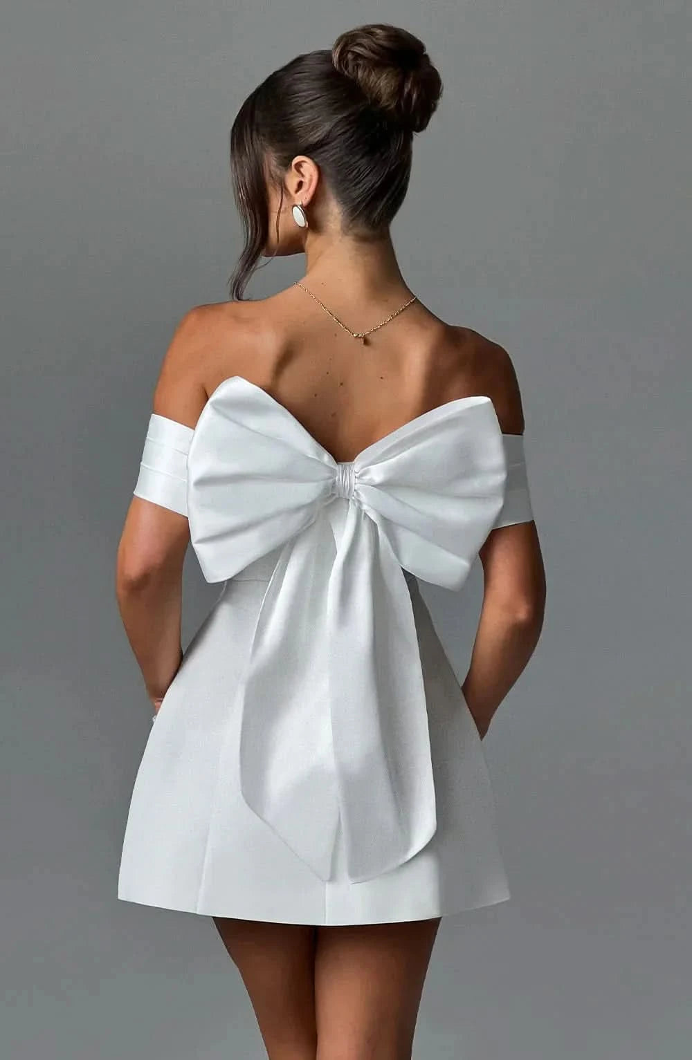 Gracefully Styled Dress for Any Occasion