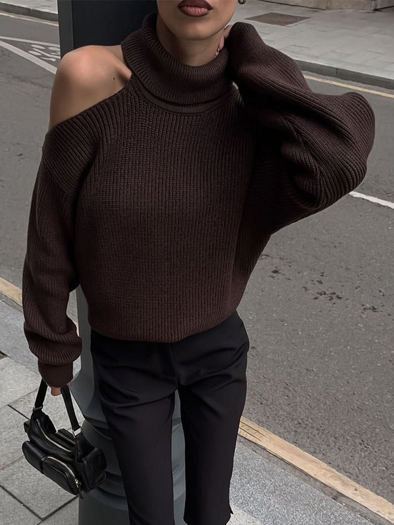 Well Tailored Sweater with a Graceful Silhouette