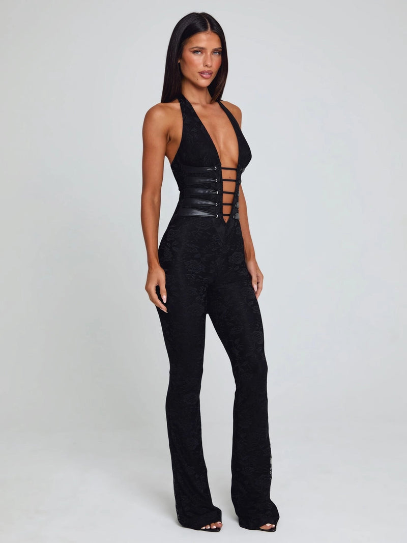 Beautifully Finished Garment in a Timeless Design