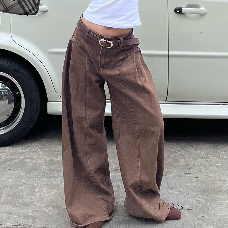 Effortlessly Elegant Garment with a Timeless Design