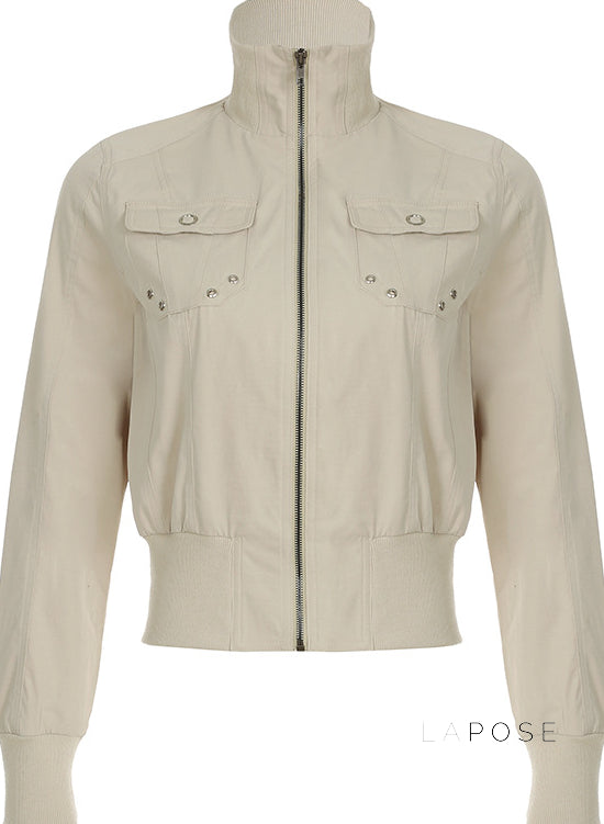 Well Tailored Jacket with a Graceful Silhouette