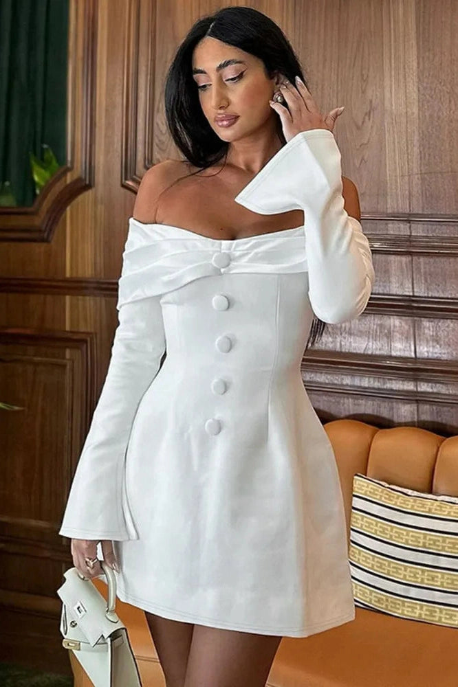 Beautifully Crafted Dress in a Classic Style
