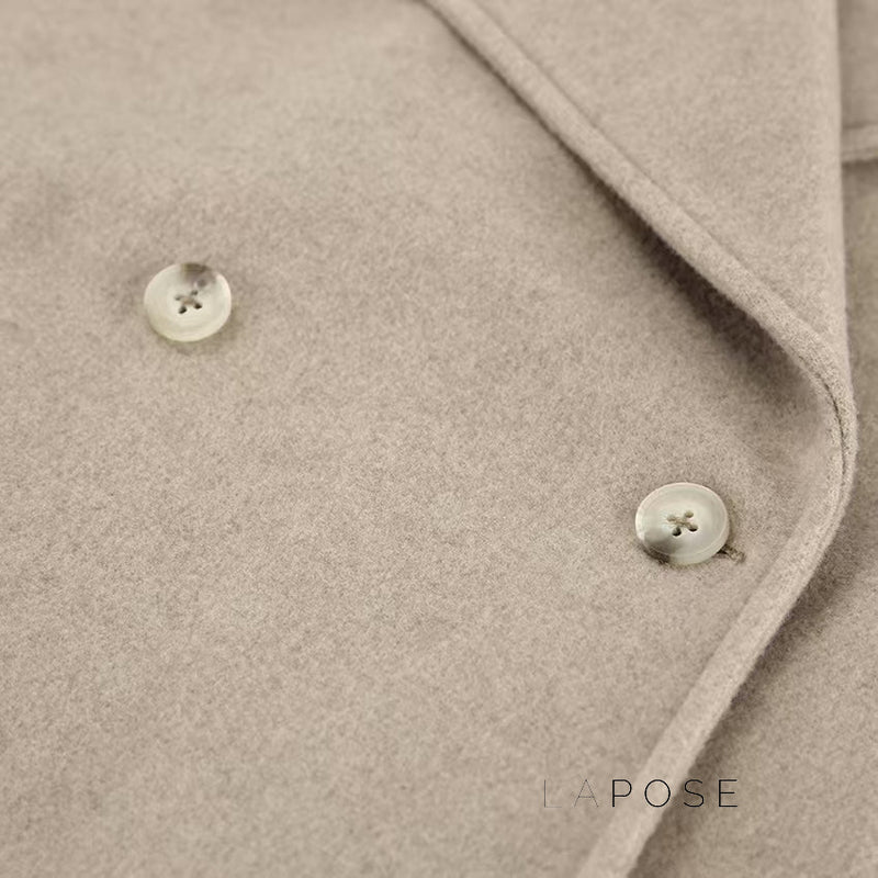 Elegantly Styled Jacket for Everyday Wear