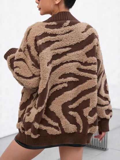 Gracefully Designed Cardigan