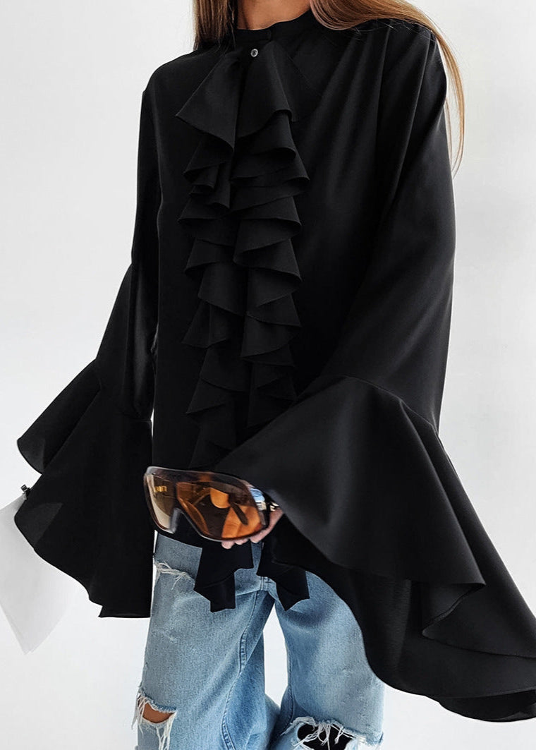 Sophisticated Blouse with a Clean Classic Look