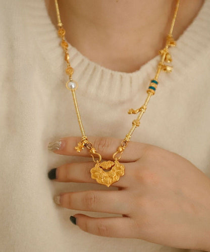 Fine Ancient Gold Butterfly Peal Pendant Necklace
