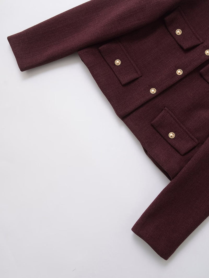 Beautifully Finished Coat in a Timeless Design
