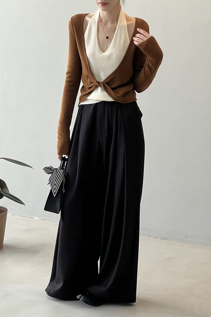 Sophisticated Garment with a Clean Classic Look