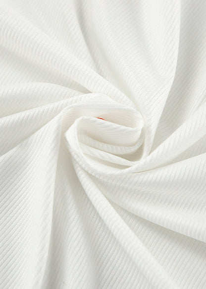 Effortlessly Elegant Garment with a Timeless Design