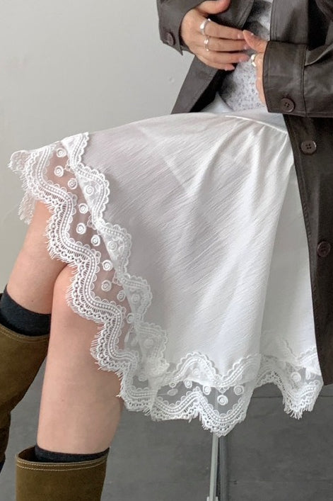 Gracefully Styled Garment for Any Occasion