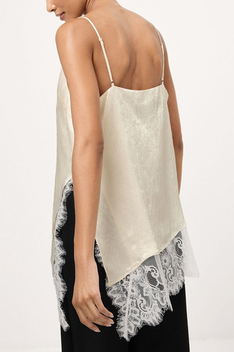 Classic Vintage & Enduringly Stylish Top