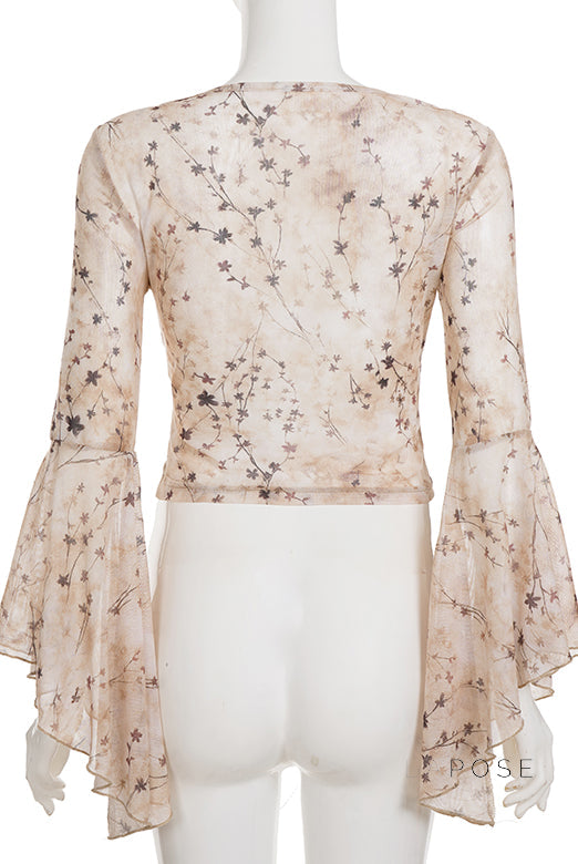 Effortlessly Elegant Top with a Timeless Design