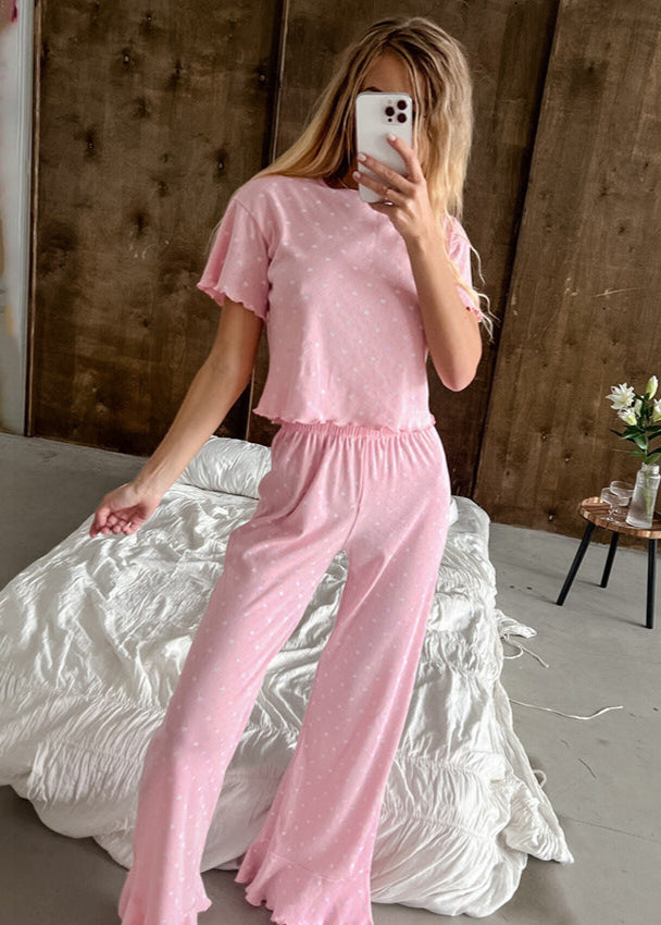 Well Tailored Garment with a Graceful Silhouette