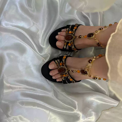 Polished Sandals with an Effortless Classic Look