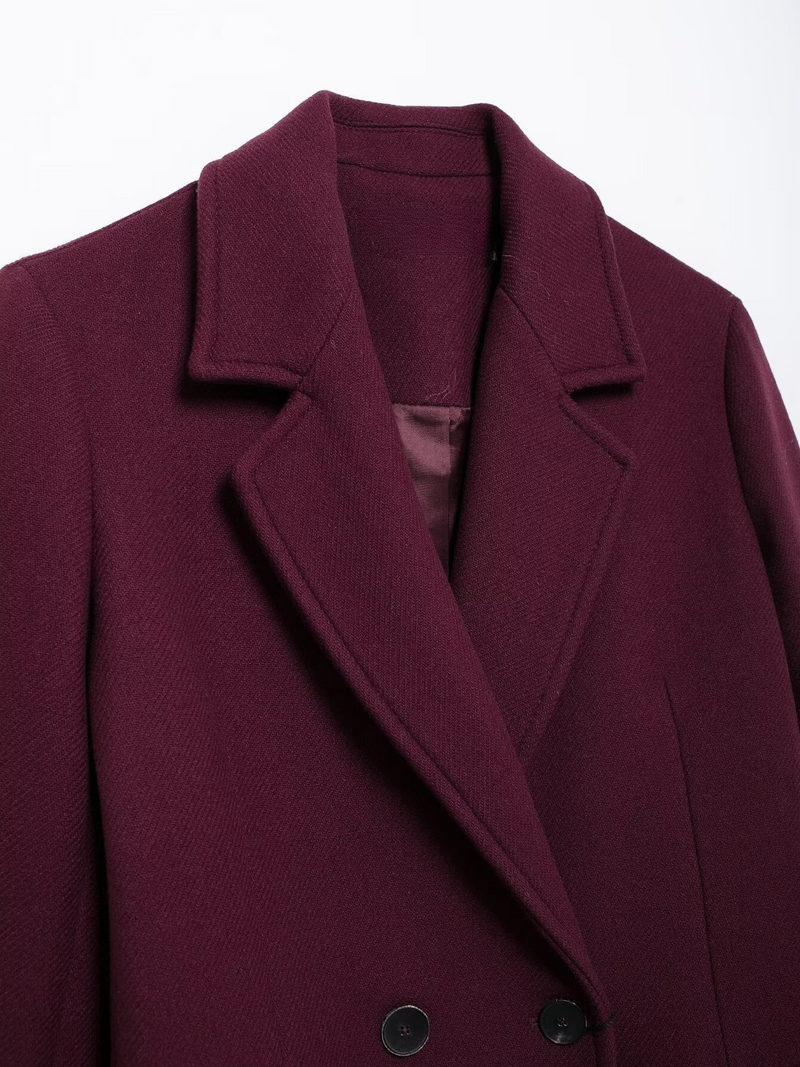 Sophisticated Coat with a Clean Classic Look