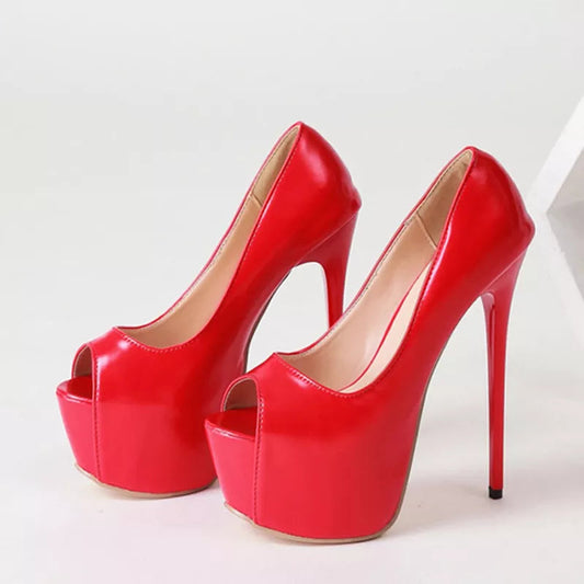 Classic Vintage Heels with a Flattering Fit