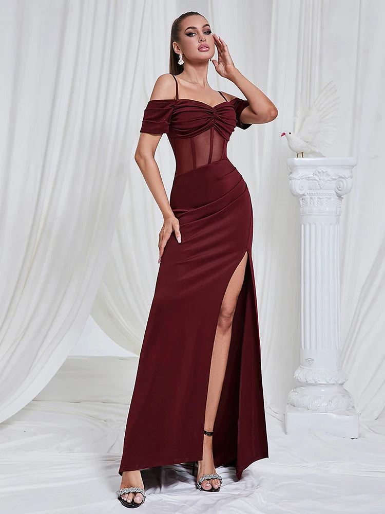 Beautifully Finished Garment in a Timeless Design