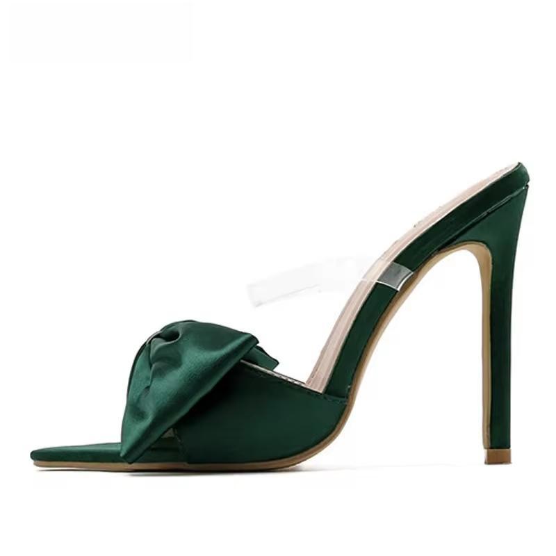 Well Tailored Heels with a Graceful Silhouette
