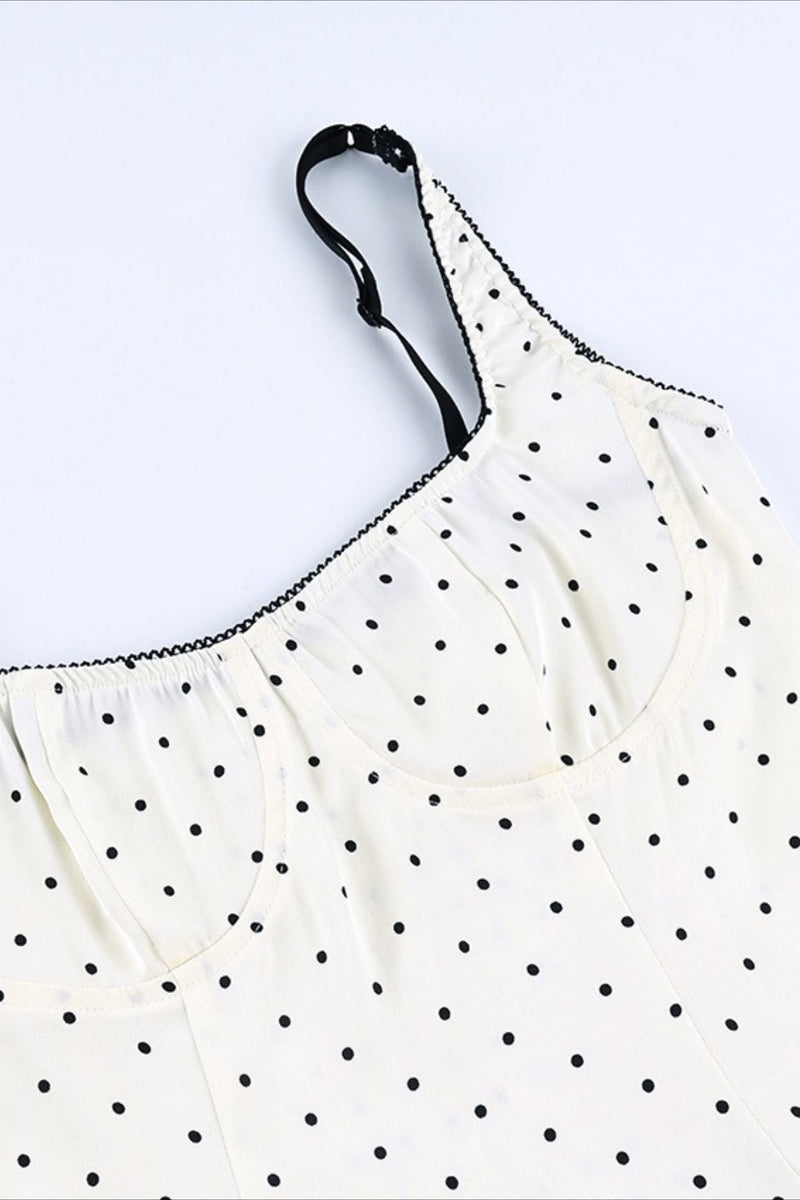 Beautifully Finished Top in a Timeless Design
