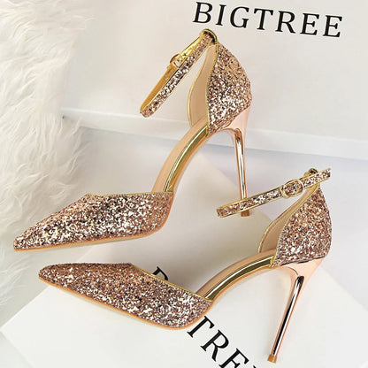 Well Tailored Heels with a Graceful Silhouette