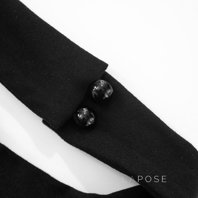 Well Tailored Top with a Graceful Silhouette
