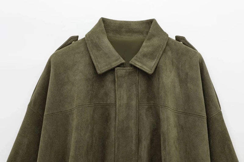 Well Tailored Jacket with a Graceful Silhouette