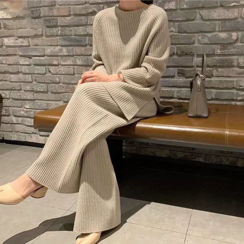 Elegantly Styled Pants for Everyday Wear