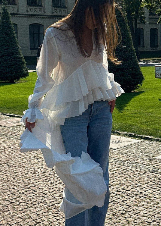 Effortlessly Elegant Blouse with a Timeless Design