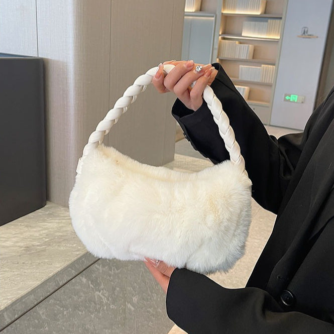 Elegantly Styled Bag for Everyday Wear