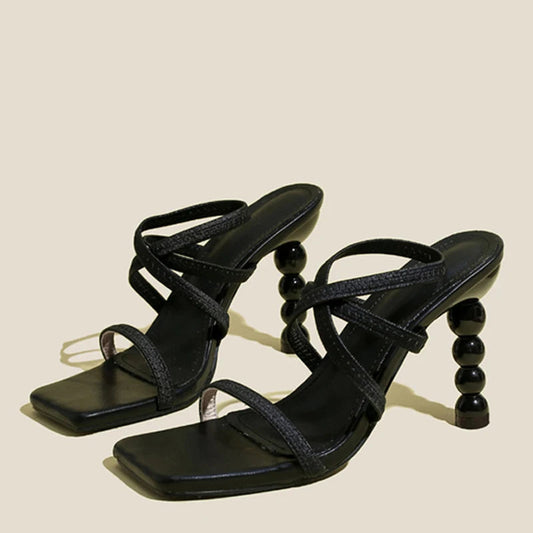 Effortlessly Elegant Heels with a Timeless Design