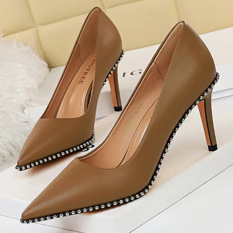 Classic Vintage & Enduringly Stylish Heels