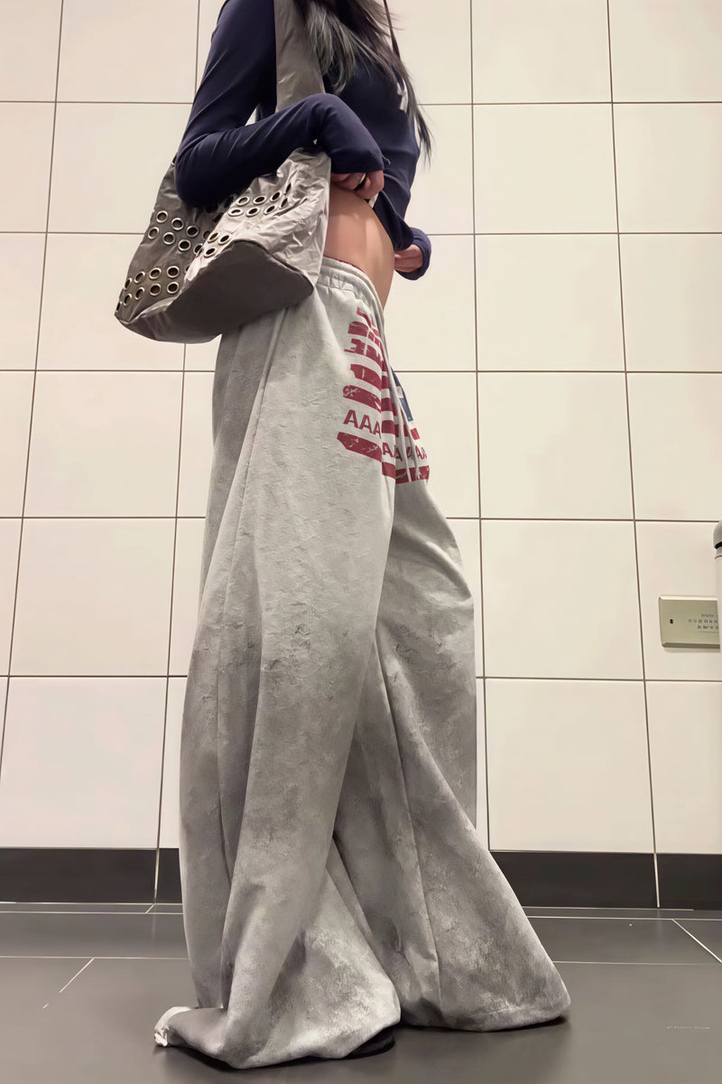 Elegantly Styled Pants for Everyday Wear