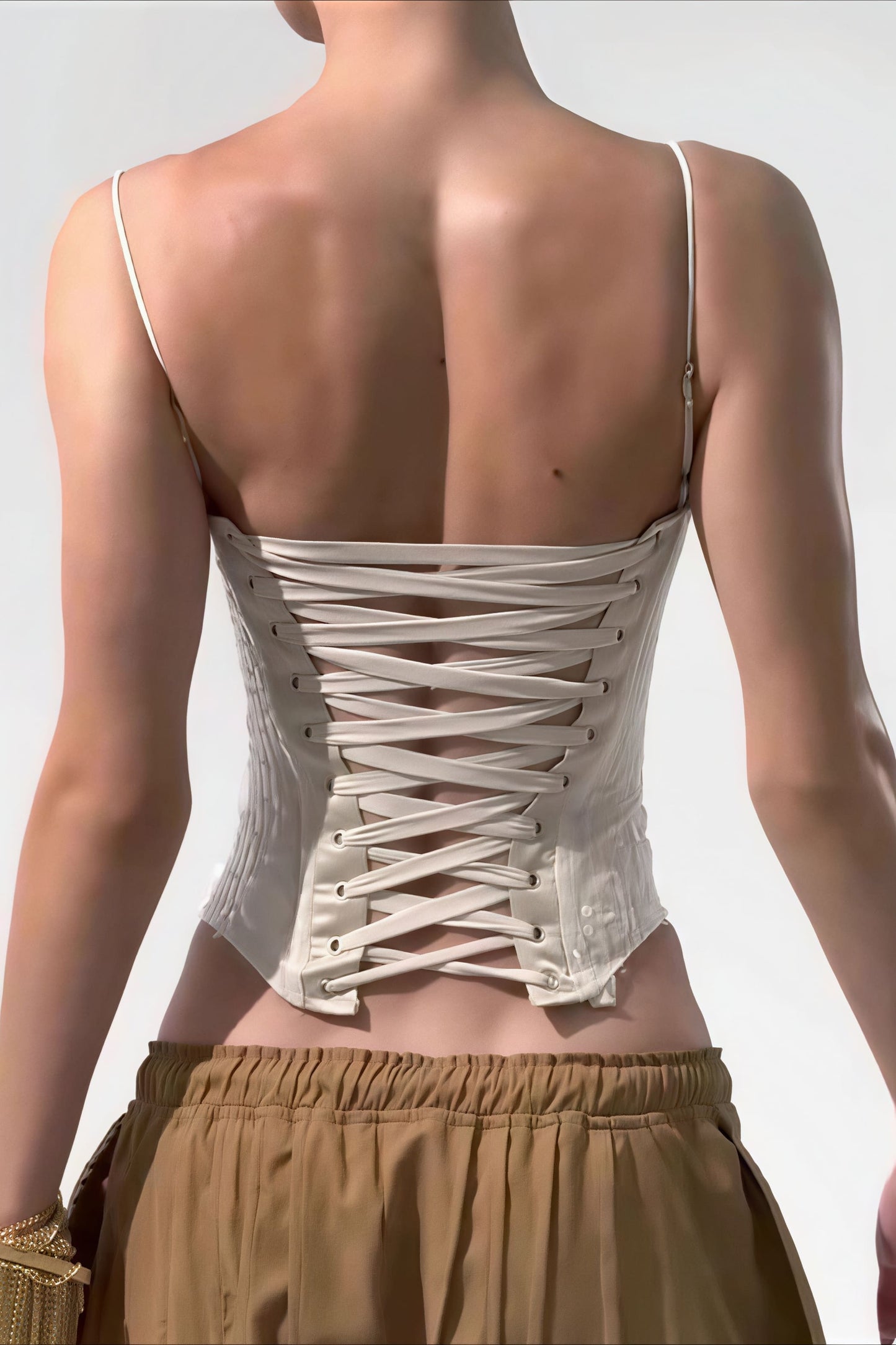 Classic Vintage & Enduringly Stylish Top