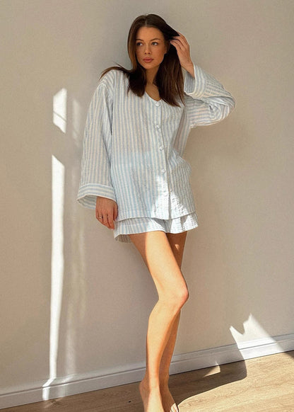 Effortlessly Elegant Garment with a Timeless Design