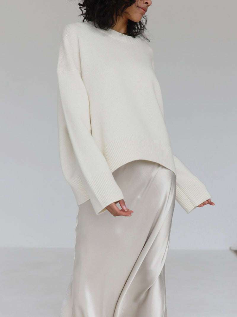 Classic Vintage Sweater with a Flattering Fit