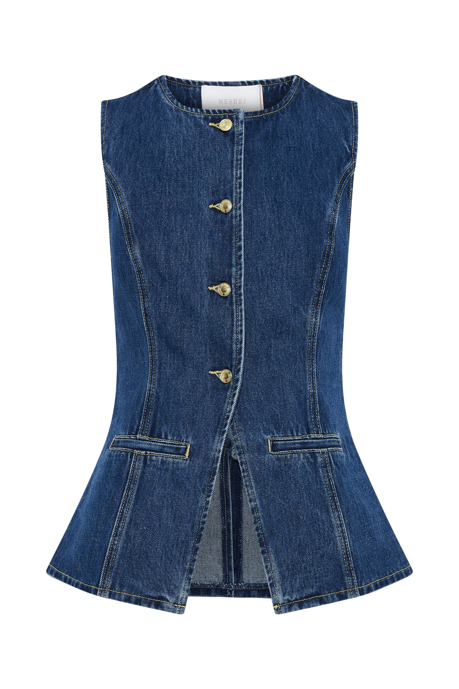 Well Tailored Top with a Graceful Silhouette