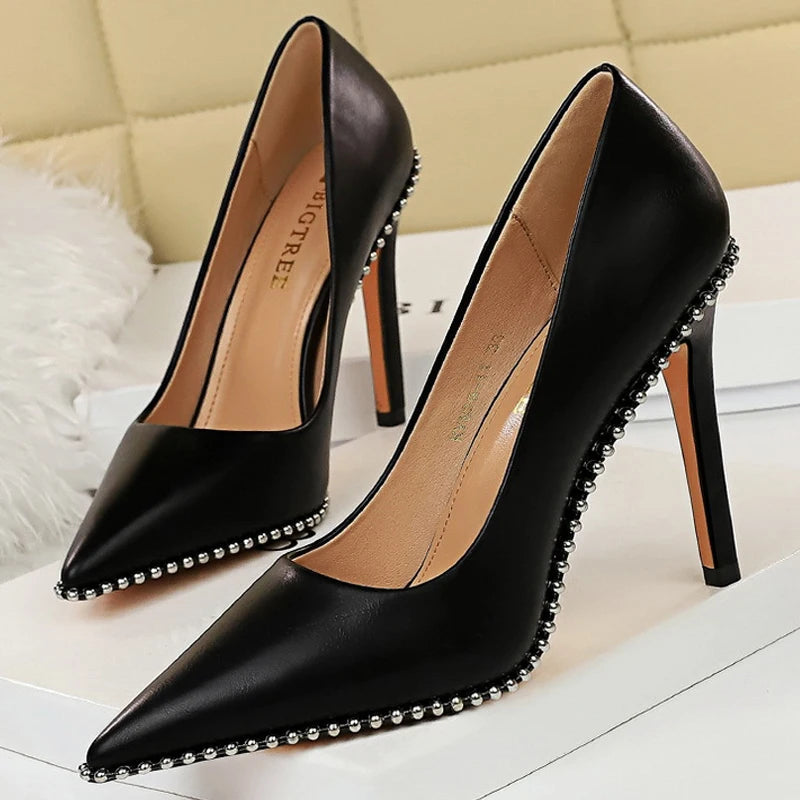 Classic Vintage & Enduringly Stylish Heels