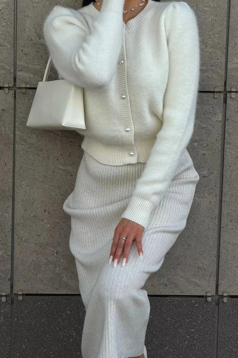 Classic Vintage Cardigan with a Flattering Fit