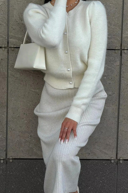 Classic Vintage Cardigan with a Flattering Fit