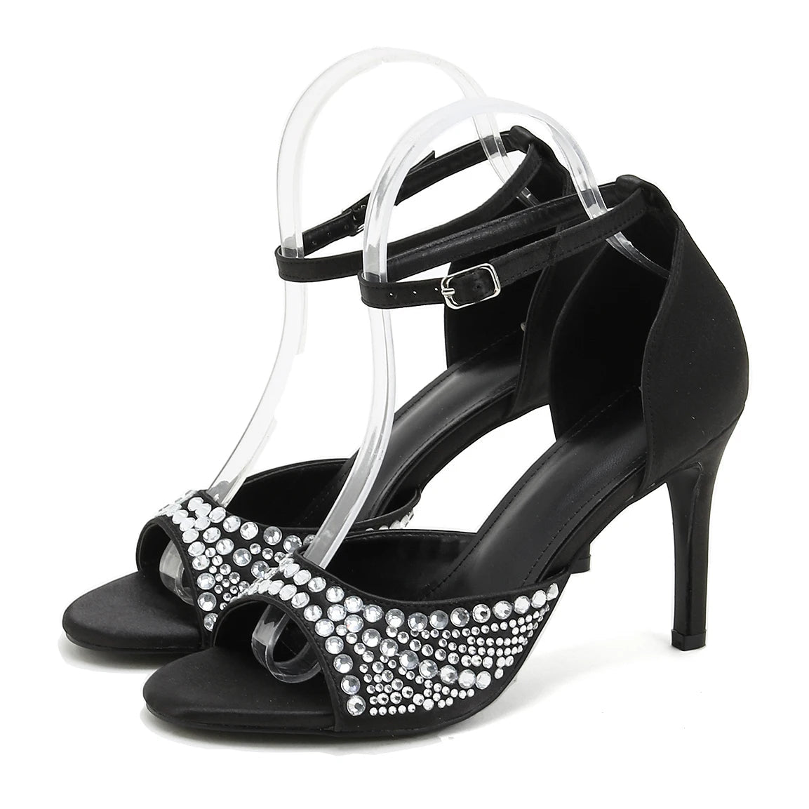 Beautifully Finished Heels in a Timeless Design