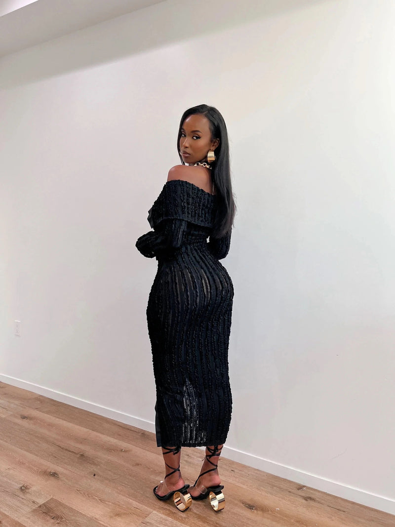 Sophisticated Dress with a Clean Classic Look
