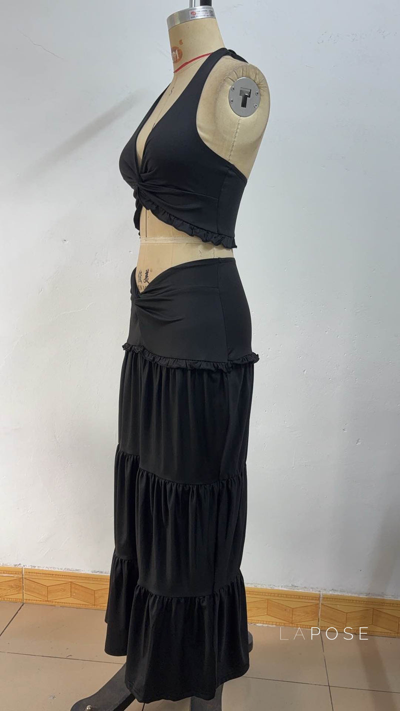 Effortlessly Elegant Garment with a Timeless Design