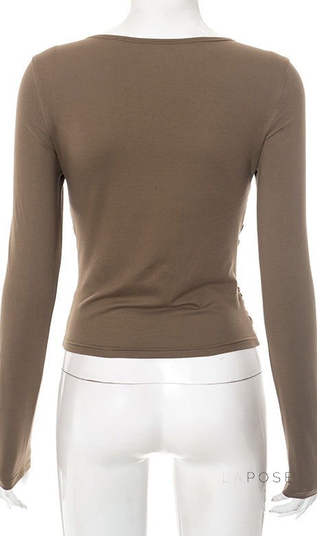 Beautifully Finished Top in a Timeless Design