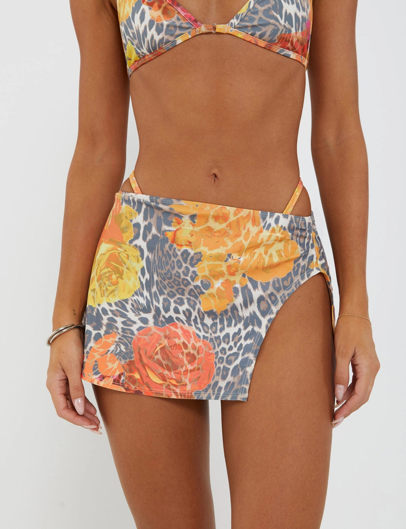 Sophisticated Bikini with a Clean Classic Look
