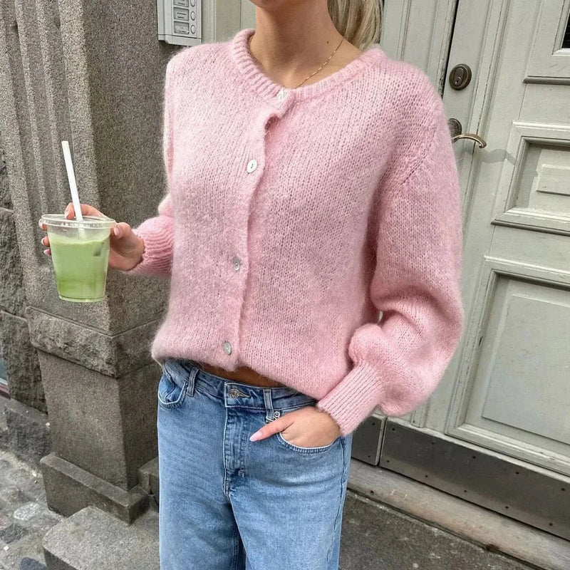 Gracefully Styled Cardigan for Any Occasion