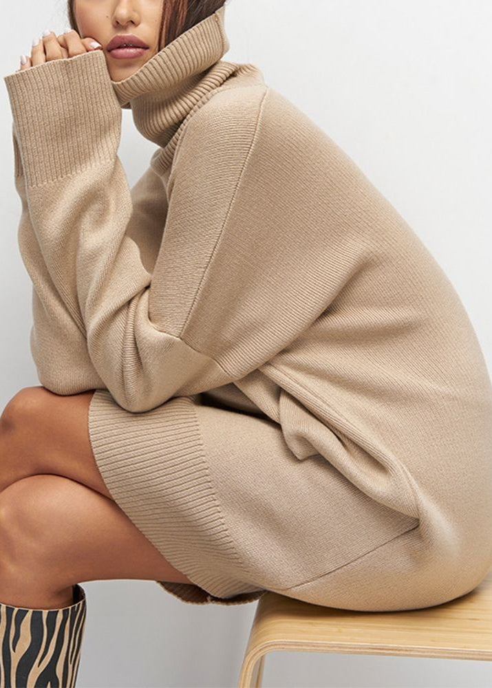 Classic Vintage Sweater with a Flattering Fit