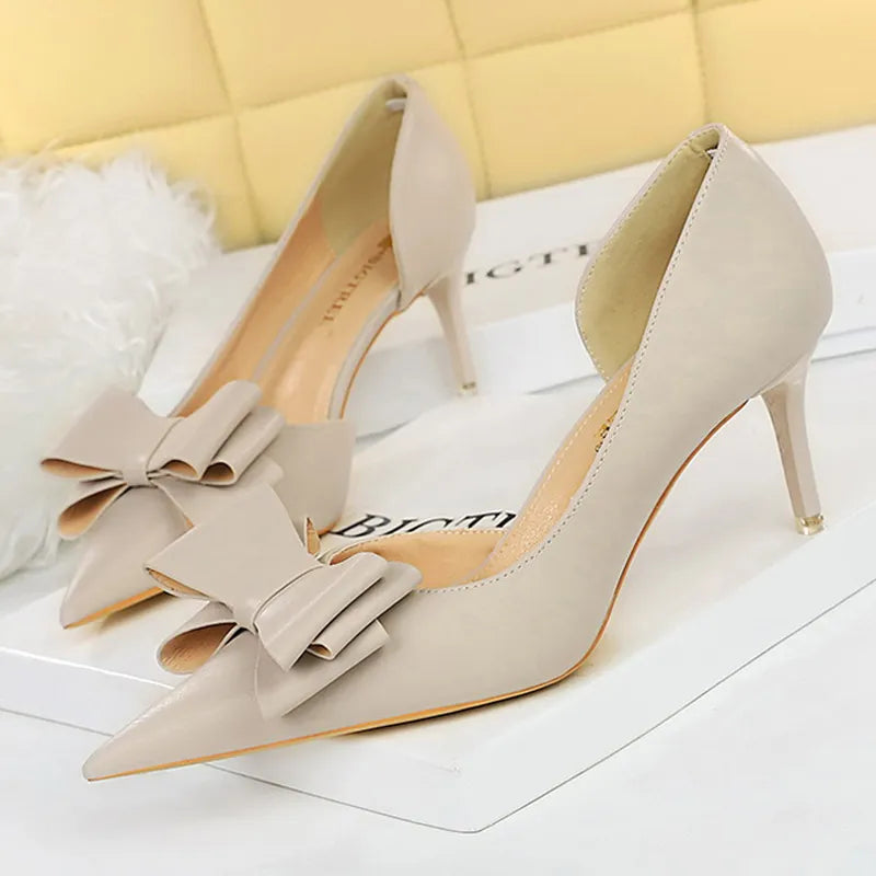 Beautifully Finished Heels in a Timeless Design