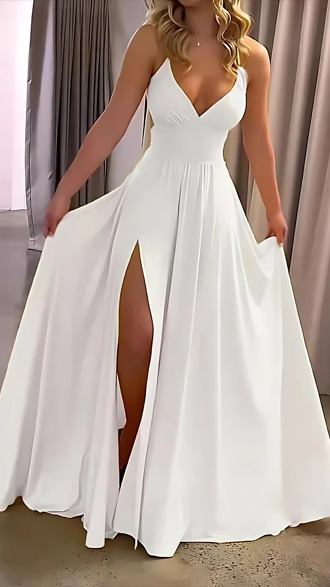 Well Tailored Dress with a Graceful Silhouette