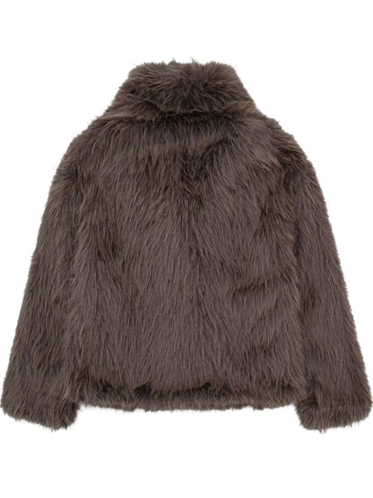 Beautifully Finished Coat in a Timeless Design